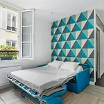 Charming Apartment Design Near Sorbonne